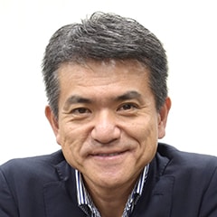岡本 泰治 氏