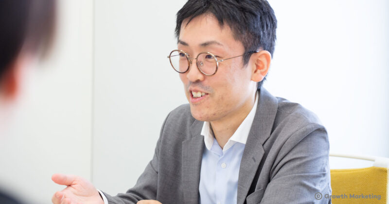 インタビュー取材中のNTTドコモ外山様