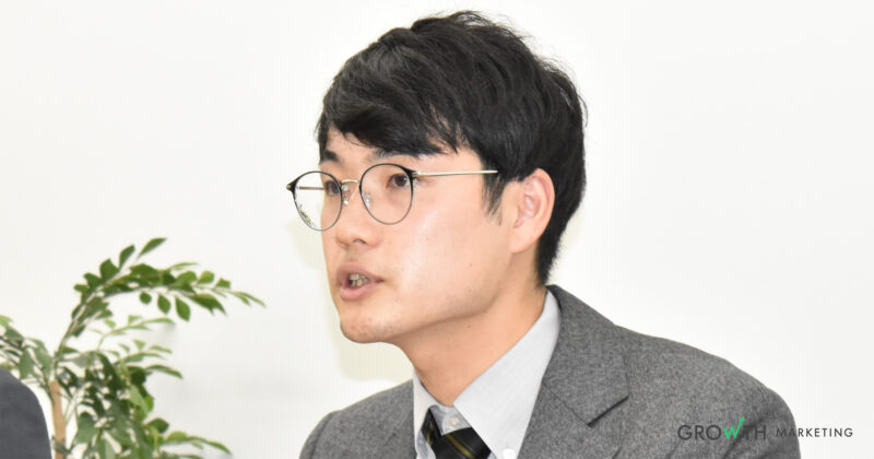 インタビュー取材中の株式会社東京ドーム　松尾様