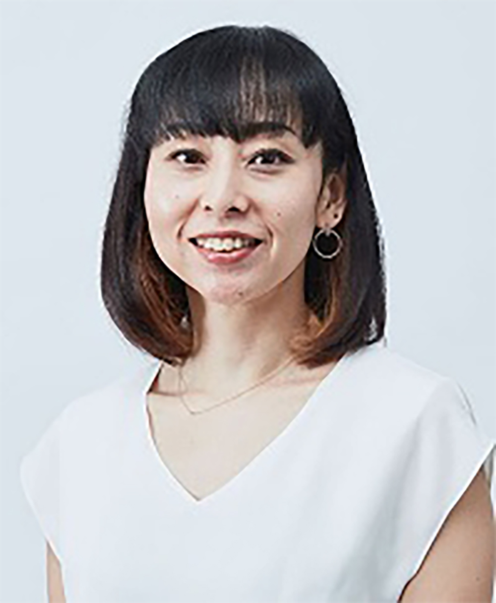 安藤 彩子 様